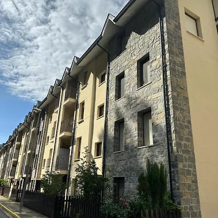 Todas Comodidades Y Mas Gas, Garaje , Trastero, Centro, Wifi,