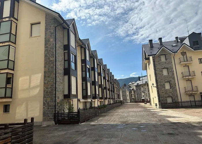 Todas Comodidades Y Más Gas, Garaje , Trastero, Centro, Wifi, Apartamento Biescas (Aragon)