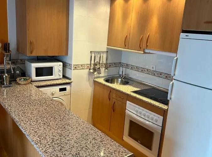 Todas Comodidades Y Más Gas, Garaje , Trastero, Centro, Wifi, Apartamento *