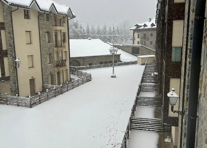 Apartamento Todas Comodidades Y Más Gas, Garaje , Trastero, Centro, Wifi,